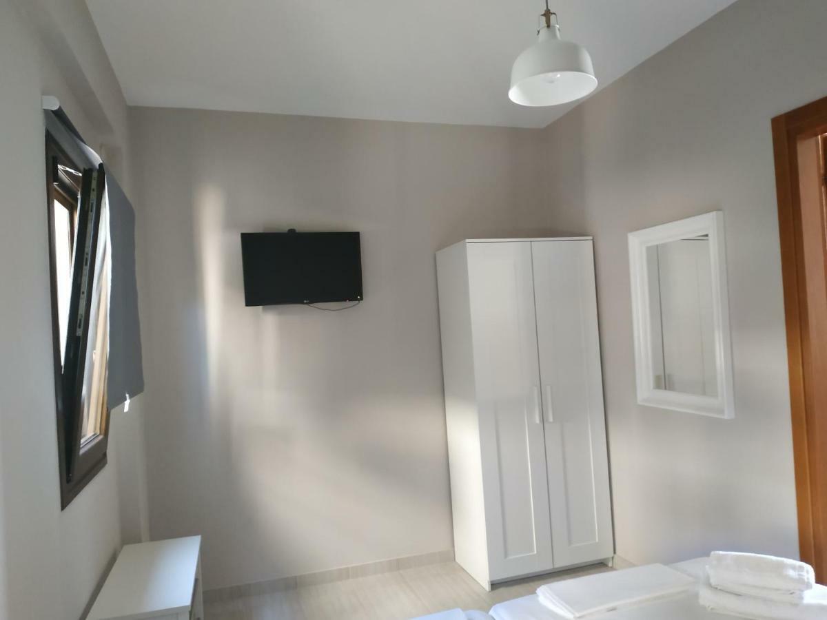 Angeo Apartments Sívota Екстериор снимка